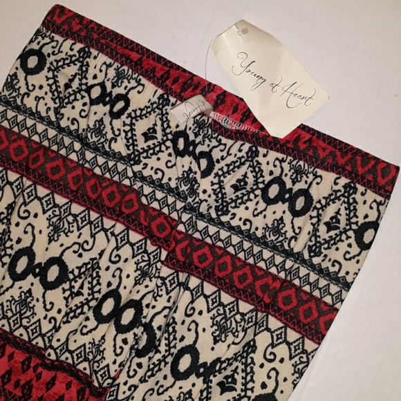 NWT Beautiful Girls YOUNG AT HEART leggings Pants - Picture 6 of 8